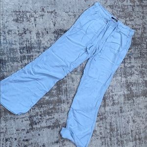 Wide-leg blue pants